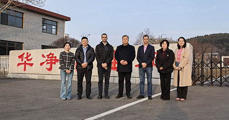 Brezilyalı madencilik müşterileri, altın çıkarma aktif karbonunda yeni işbirliği fırsatlarını tartışarak inceleme ve fabrika incelemesi için Chengde Huajing Aktif Karbon'u ziyaret etti